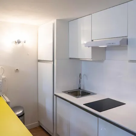 Sweethome - Theatre Apartment *
